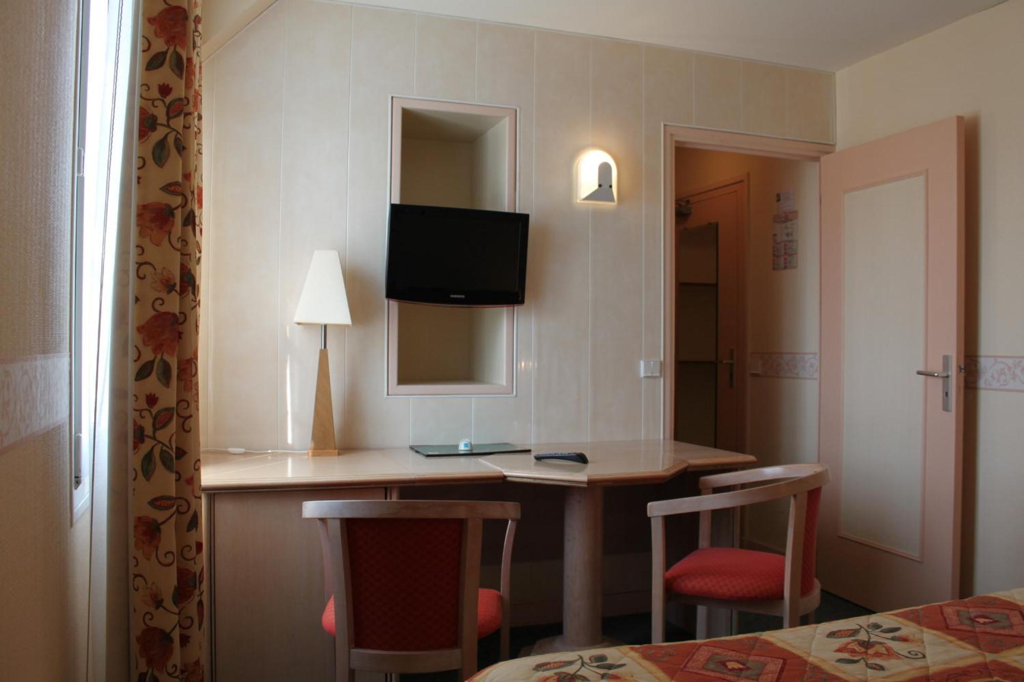 Hotel Des Bains Lancieux Eksteriør billede