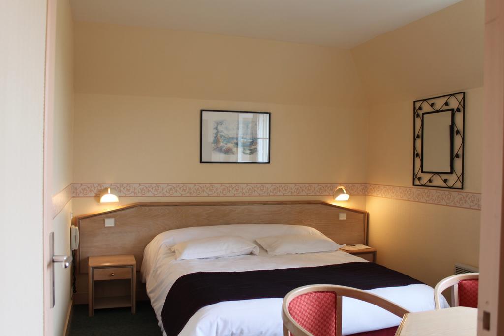 Hotel Des Bains Lancieux Eksteriør billede